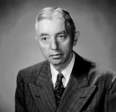 Portrait of Admiral Hyman Rickover in a suit